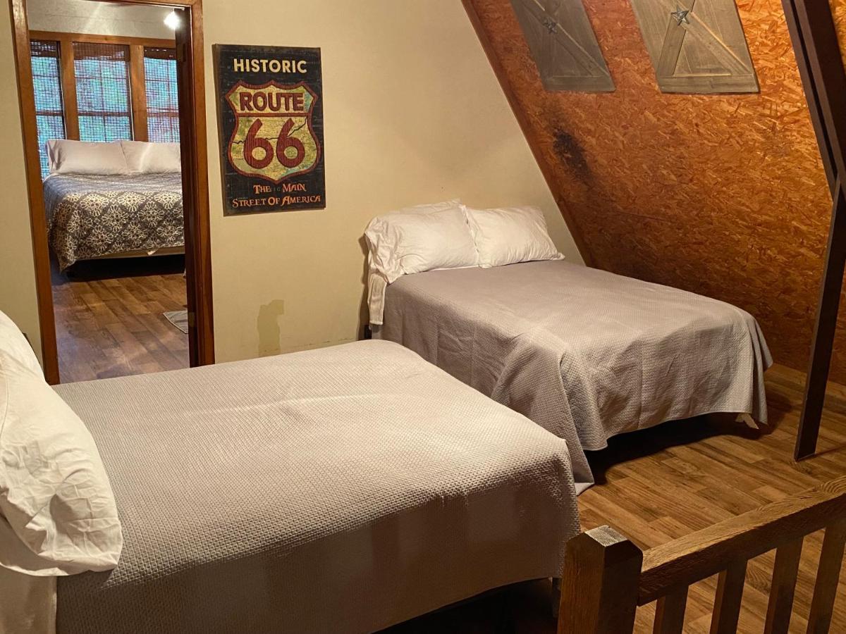 The Springs Retreat Hotel Leakey Bagian luar foto